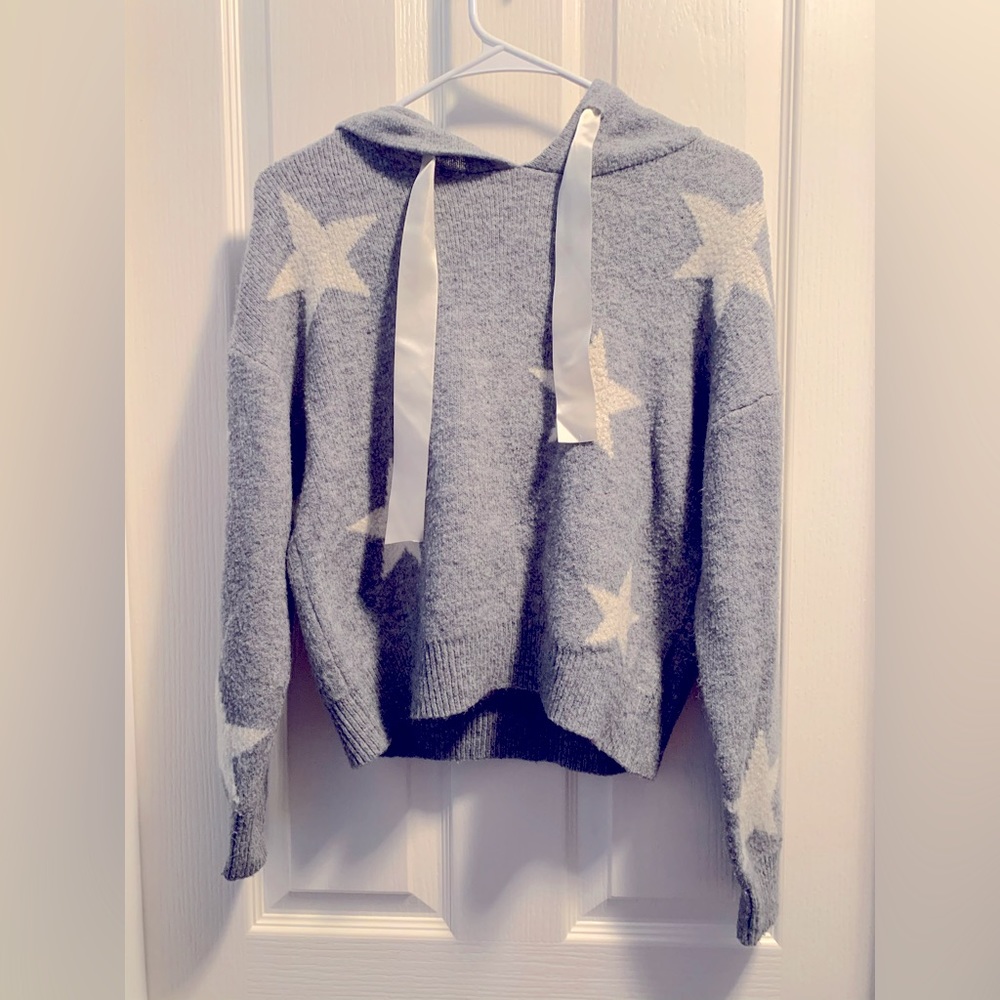 Women’s Small Olivia Sky Star Sweater